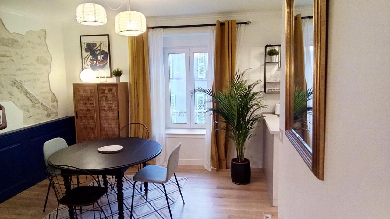 Les Appartements Du 31 - Centre Ville - 2E Etage - 50 M2 Quimper Extérieur photo